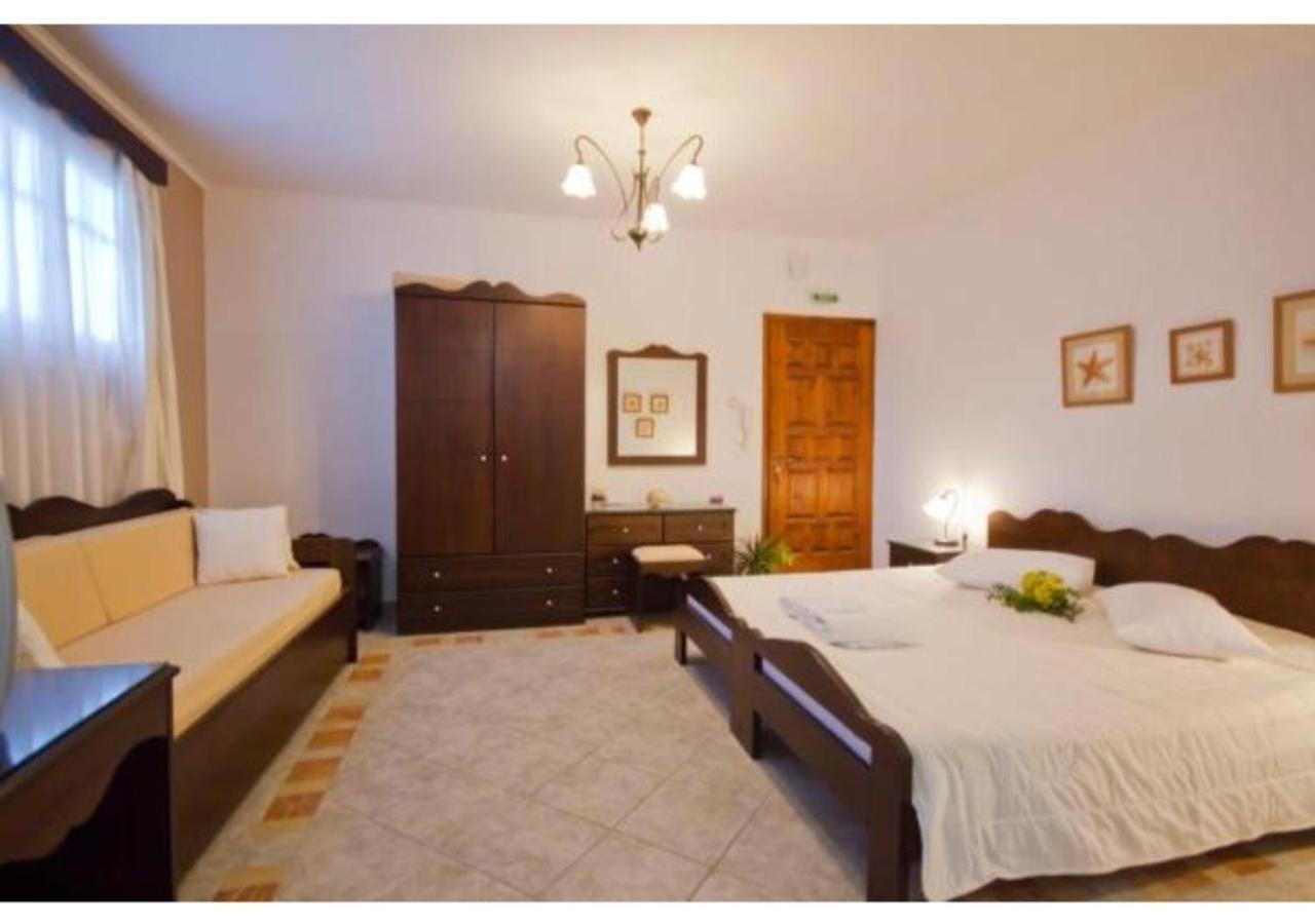 Apartments With View Adamantas  Bagian luar foto